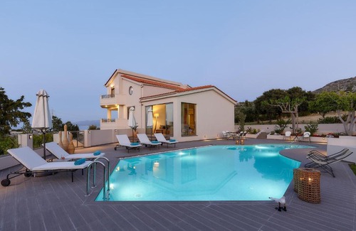 Koutouloufari Hotel | Grace Villas Collection