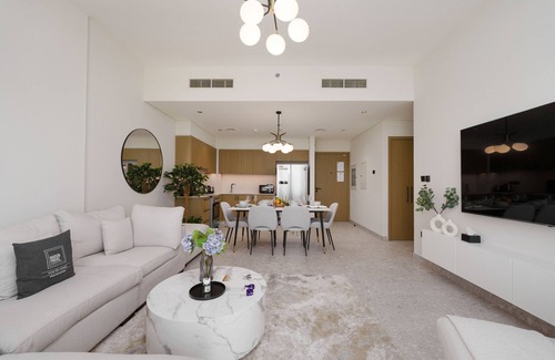 Dubai Apartment | Graceful Apt in Prestigious Dubai Hills close to the Golf Course
