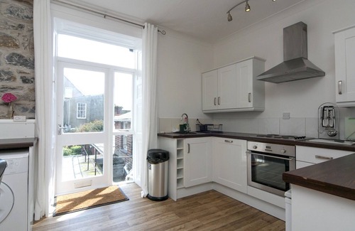Bangor House | Grade 2 Listed Spacious Town House in Beaumaris |Pass the keys