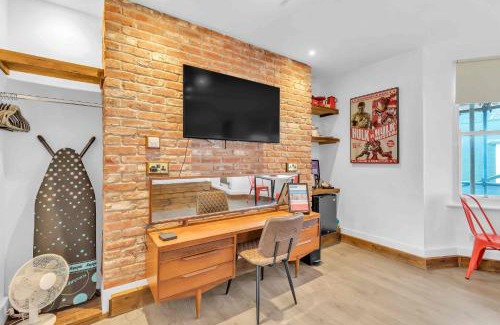 Kemptown Apartment | Grafton Suite By My Getaways