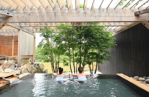 Tsubaki Onsen Hotel | Grampus Sea