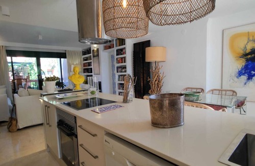 Urbanizacion Pinos Verdes Apartment | Gran Apto Cabopino Marbesa Beach