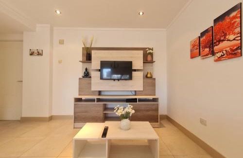 Neuquen Apartment | GRAN NIVEL EN El CENTRO DE NEUQUEN 1 DORMITORIO CON COCHERA OPCIONAL