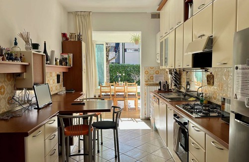 Alba Villa | GRAN SASSO Apartment of Villa Renata Riccione