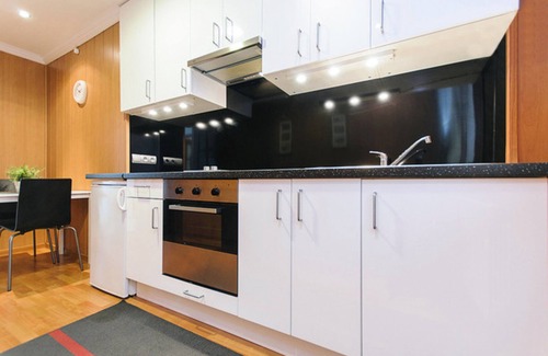 Granada City Center Apartment | GRANADA CENTER COMFORTABLE + PARKING + 2 BA + 3 BR