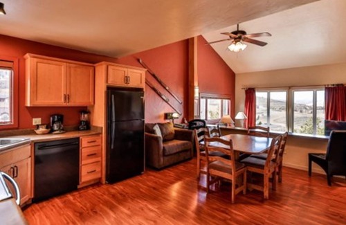 Silvercreek Resort | Granby Ranch, 2 BR, near Winter Park. Slopeside. Sleeps 8.nn