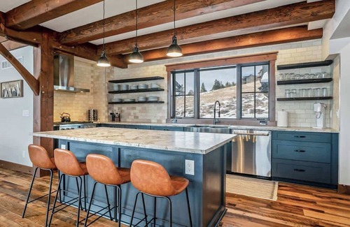 Granby House | Granby Ranch Lodge | Game Room Luxe Spacious