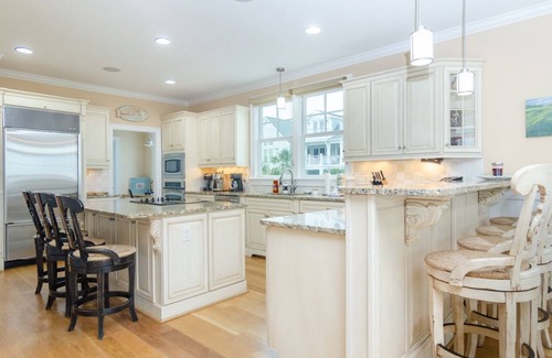 Wrightsville Beach House | Grand 5BR oceanfront home w private beach access!