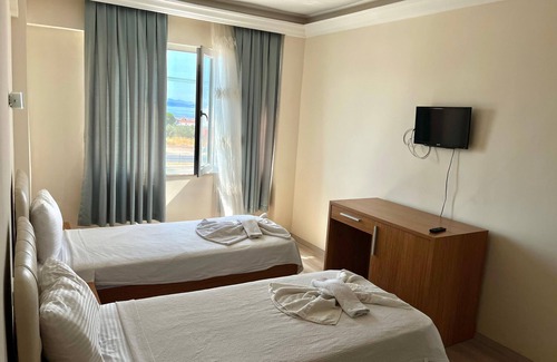 Edremit Hotel | GRAND ALVER OTEL