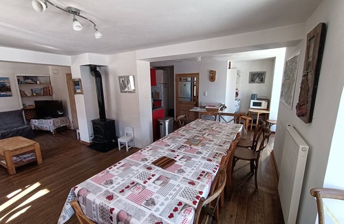 Monetier-les-Bains Apartment | Grand Appartement Pour 15 Personnes Avec une Grande Pièce Voûtée