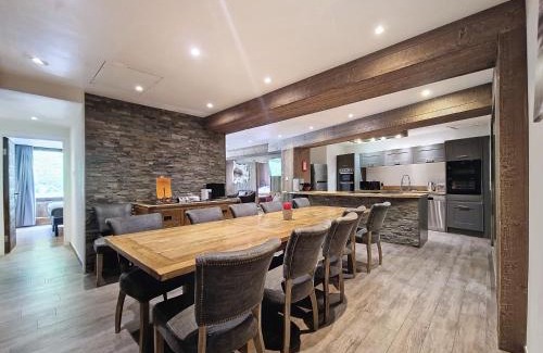 Val-d'Isere Apartment | Grand Appart. Rénové Centre Station avec Parking et WIFI - FR-1-518-160