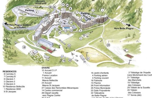 Macot-la-Plagne Apartment | Grand appartement rénové - 11 pers - Centre station - Balcon - FR-1-181-2379