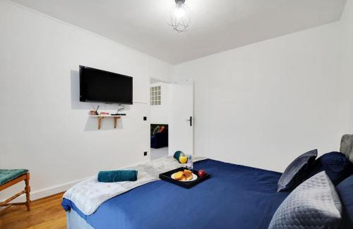 Aubervilliers Apartment | Grand Appartement aux Portes de Paris
