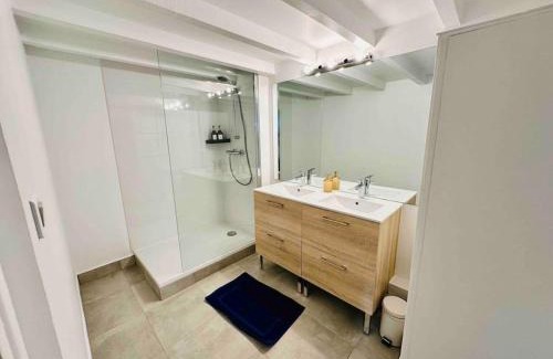 Saint - Aubin - Dupuy Apartment | Grand Appartement T3 Standing en Hypercentre