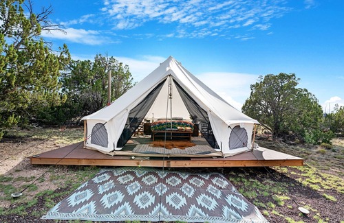 Valle Cabin | Grand Canyon Bell Tent Stay