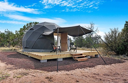 Valle Cabin | Grand Canyon Dome Stay | Stargazing Retreat
