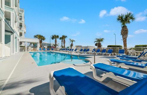 Orange Beach House | Grand Caribbean 111 Beach View Condo pool views