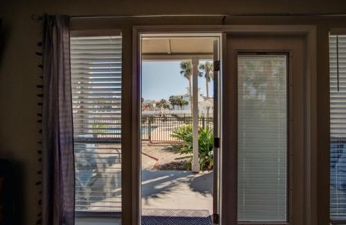 Ono Island Apartment | Grand Caribbean in Perdido Key 111E by Vacation Homes Collection