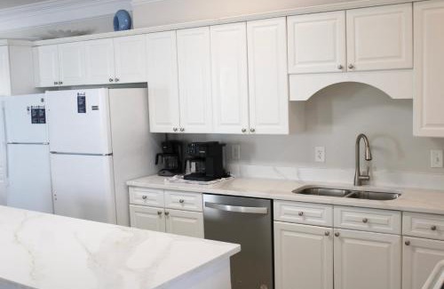 North Myrtle Beach House | Grand Cayman Villa A2