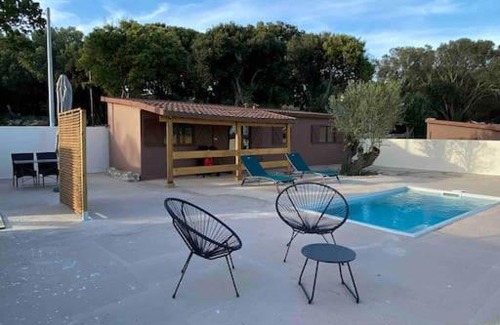 Bonifacio Ski Chalet | Grand chalet d’été avec piscine