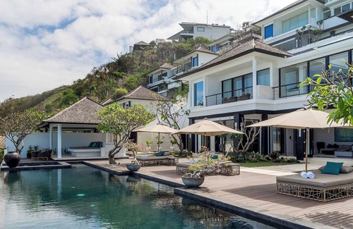 Sawangan House | Grand Cliff Nusa Dua