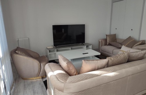Creil Apartment | Grand et superbe appartement proche Paris
