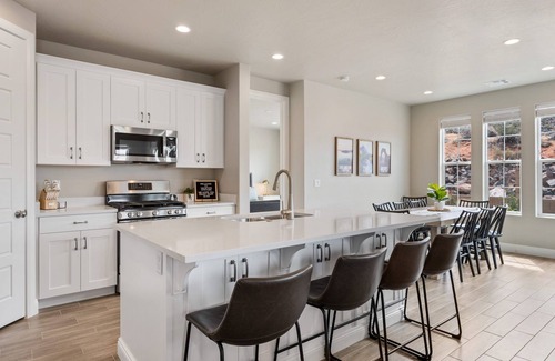 Washington House | Grand Getaway: Sleeps 20, reunion or corporate