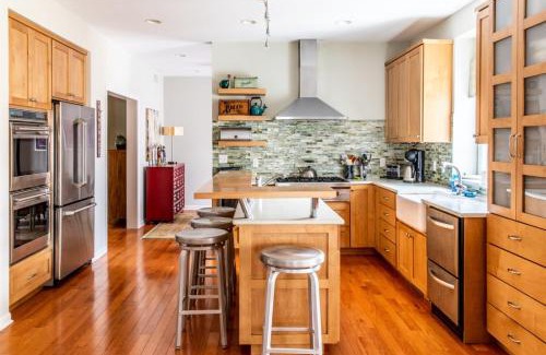 Grand Beach House | Grand Getaway