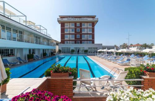 Lido di Camaiore Hotel | Grand Hotel & Riviera