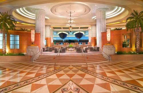 Bur Dubai Hotel | Grand Hyatt Dubai