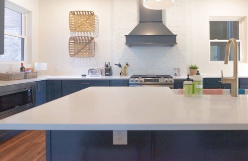 Central West End House | Grand "La Chambre" in CWE | 5BR 4BA/ABODEbucks