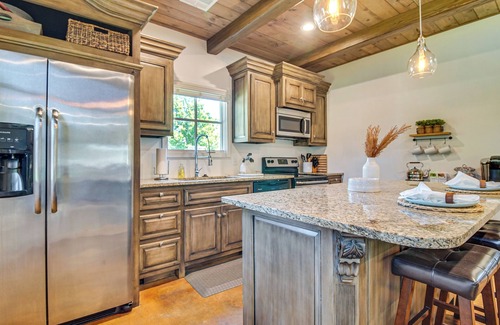 Vinita House | Grand Lake Home w/Community Pool, Dock, & Fishing