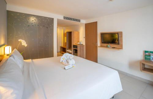 Dewi Sri Hotel | Grand Livio Kuta Hotel