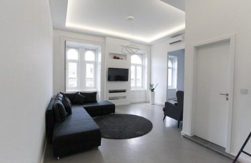 Erzsebetvaros Apartment | Grand Loft Design