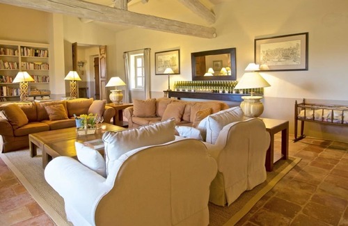 Joucas House | GRAND LUBERON A LARGE LUXURY VILLA IN THE BEAUTIFUL HILLTOP VILLAGE OF GORDES