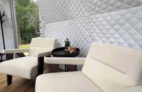 Miller Lake House | Grand Luxe Geodome Glamping with 2 Queen beds North