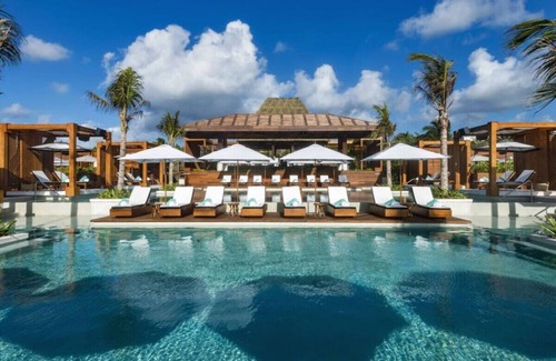 Cancun Condo | Grand Luxxe Master Villa 2+1 Resort Residence