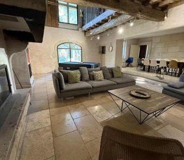 Tarascon Villa | Grand Mas