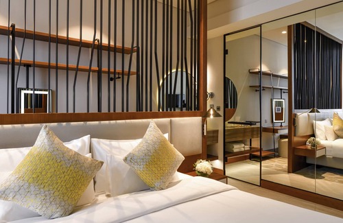 Garhoud Hotel | Grand Mercure Dubai City