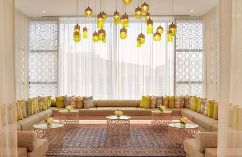 Garhoud Hotel | Grand Mercure Dubai City