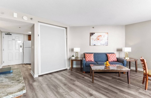 Myrtle Beach Condo | Grand Oceanfront 1Br Suite! Dogs OK!