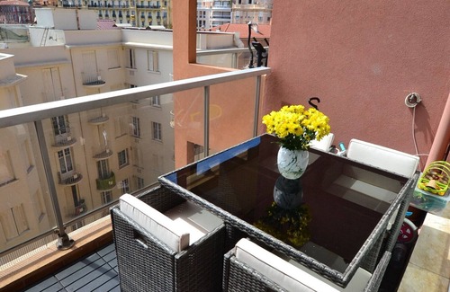 French Riviera Apartment | Grand Prix F1 - Reside IN THE Golden Square