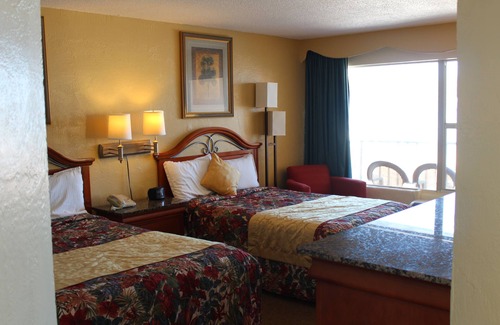 Daytona Beach Hotel | Grand Prix Motel on the Beach