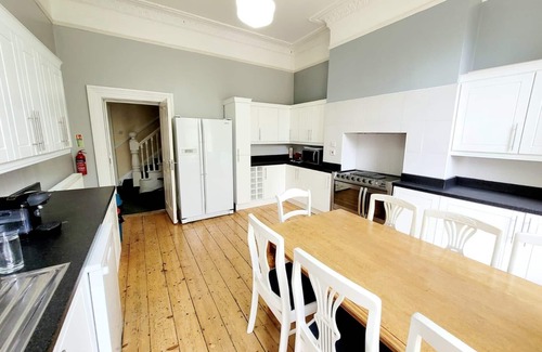 Liverpool House | Grand Restored Georgian Mansion: 7 Beds, 6 Baths