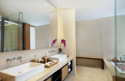 Dyanapura Hotel | Grand Seminyak Lifestyle Boutique Bali Resort
