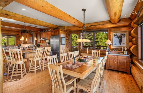 Big Sky Cabin | Grand Ski Retreat | Hot Tub, Fireplace + Views!