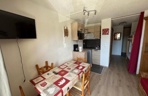 Araches-la-Frasse Apartment | Grand Studio