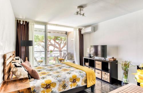 Port Rive Gauche Apartment | Grand studio la Presqu'île 2
