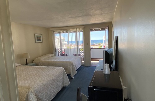 Hampton Hotel | Grand View Motel