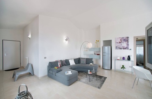 Tavullia Villa | Grand Villa in Tavullia